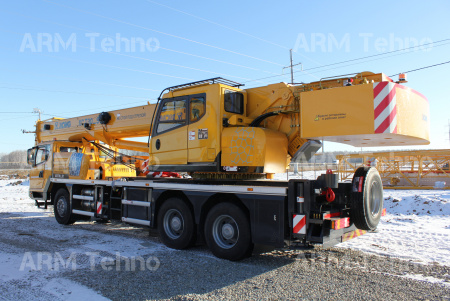 Автокран шоссейный XCMG XCT30_S1 